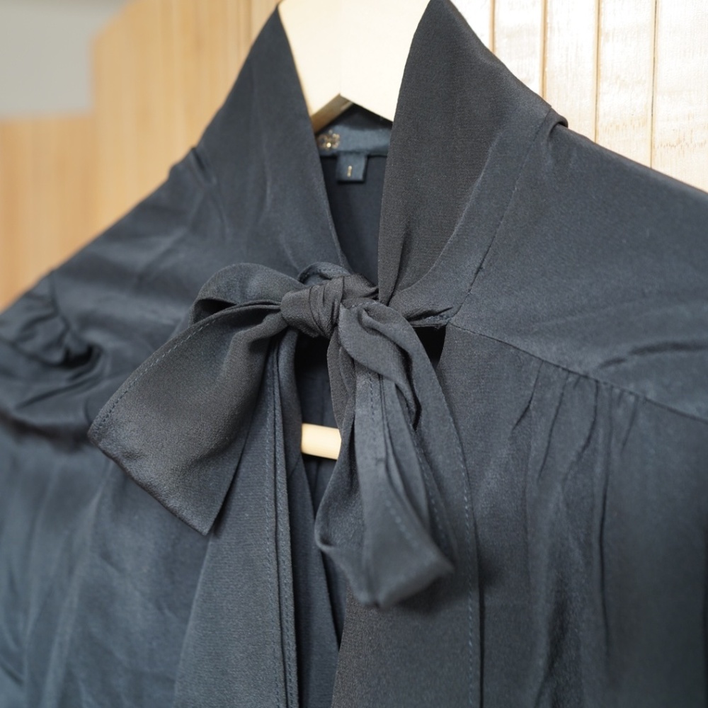Make Bow Black blouse - Size 1 - Picture 3 of 3